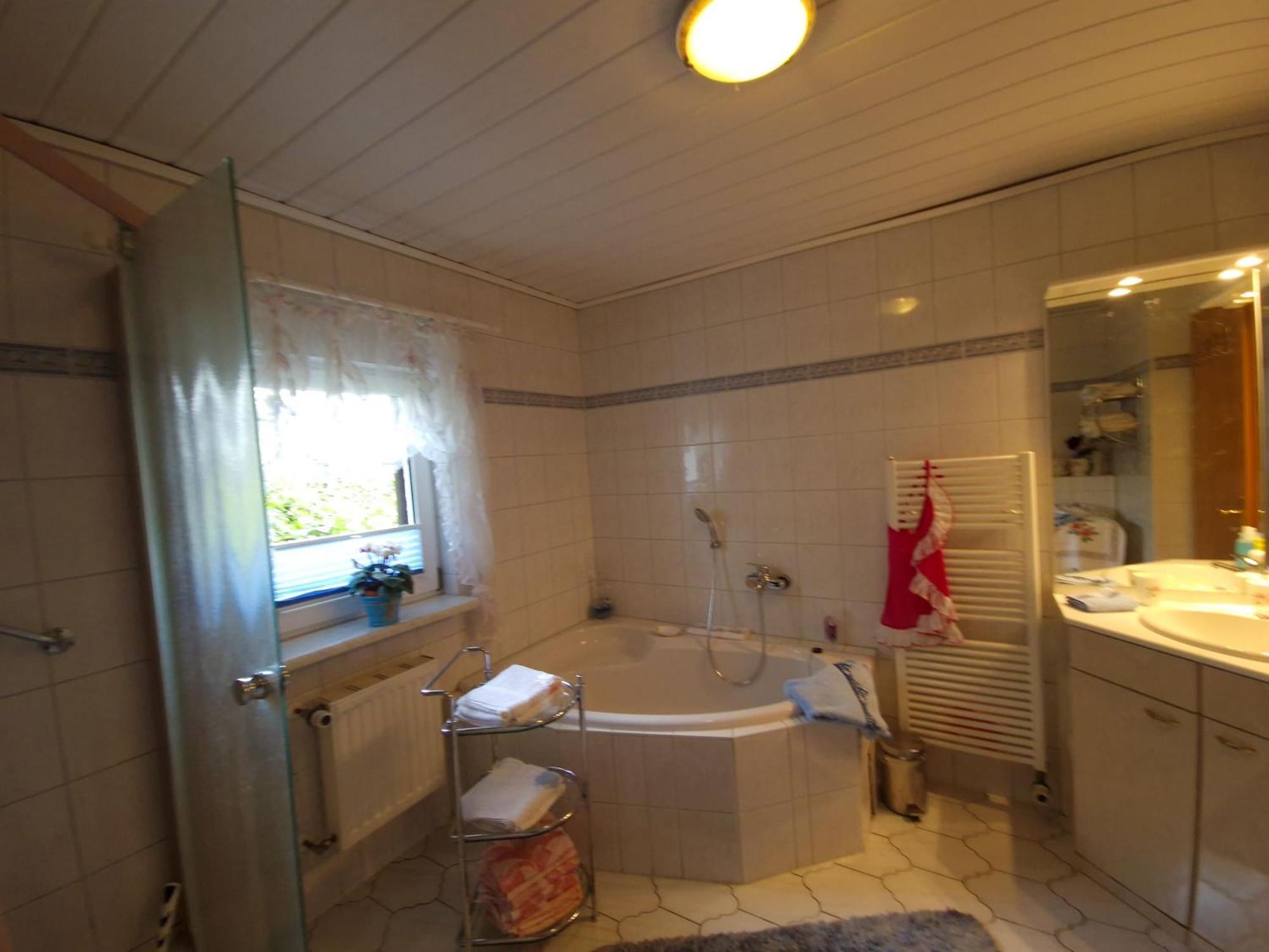 Apartamento Ahlbeck, Ferienobjekt Apfel-Blume-Veilchen Heringsdorf  Habitación foto