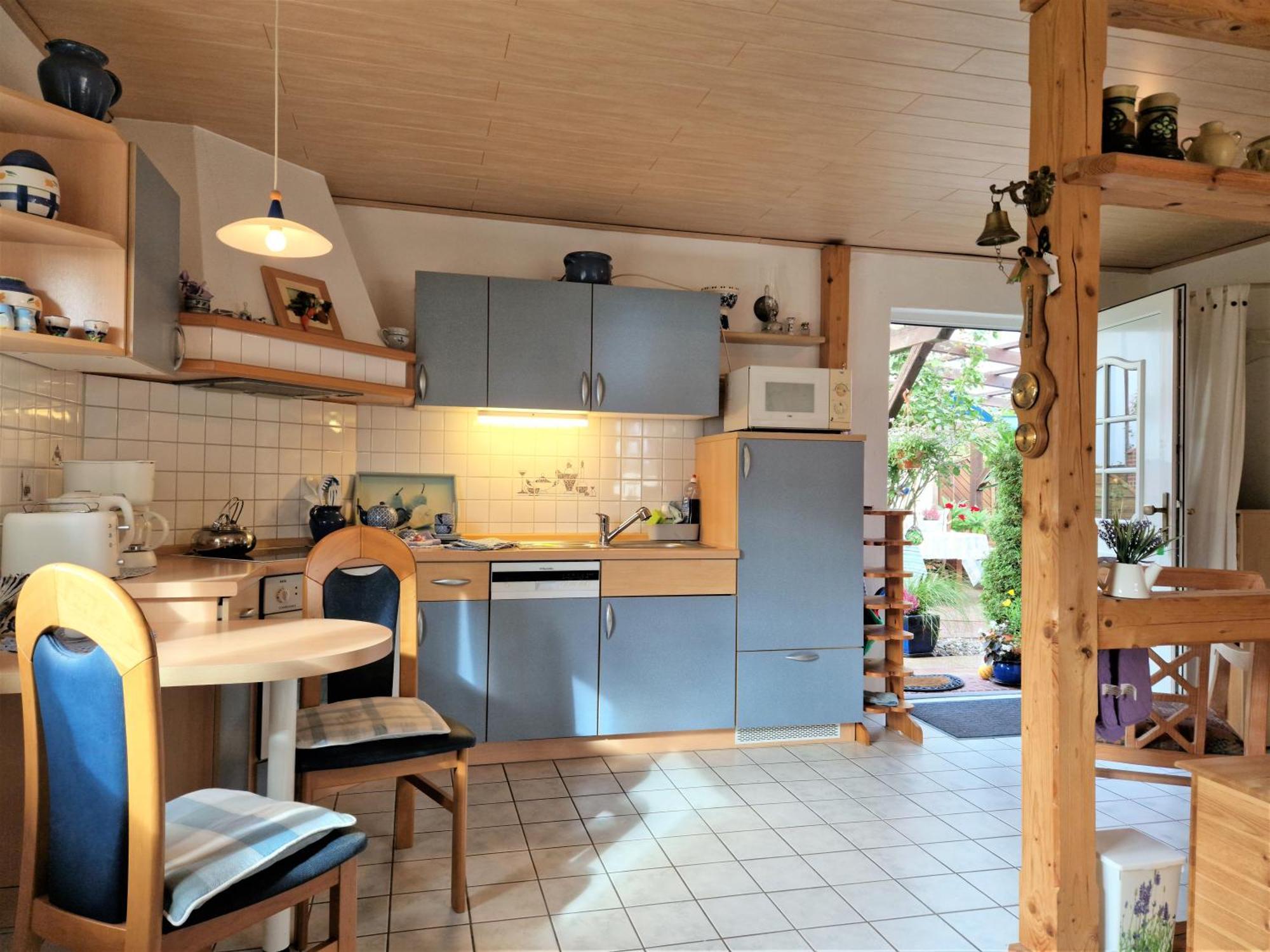 Apartamento Ahlbeck, Ferienobjekt Apfel-Blume-Veilchen Heringsdorf  Habitación foto
