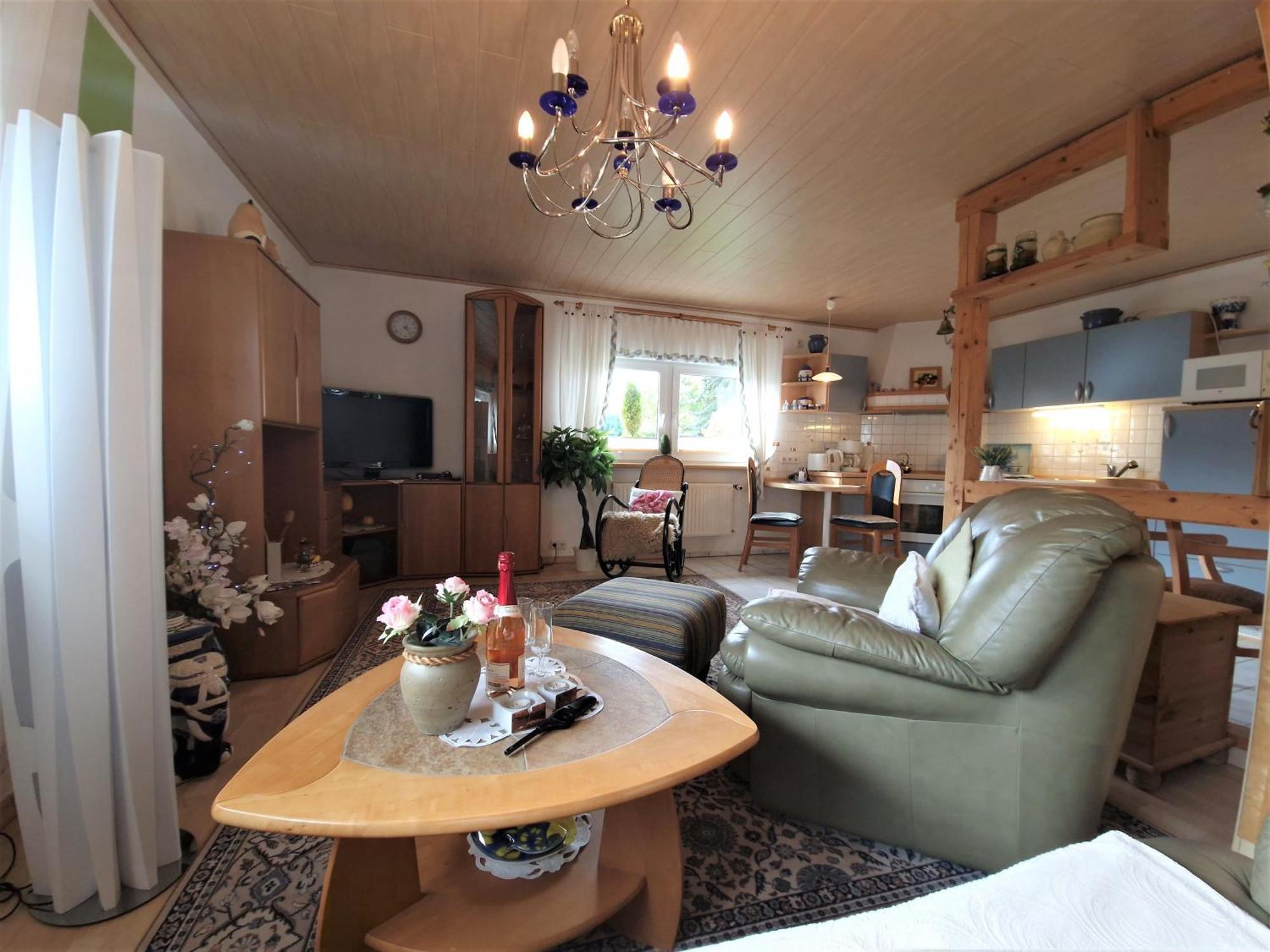 Apartamento Ahlbeck, Ferienobjekt Apfel-Blume-Veilchen Heringsdorf  Habitación foto