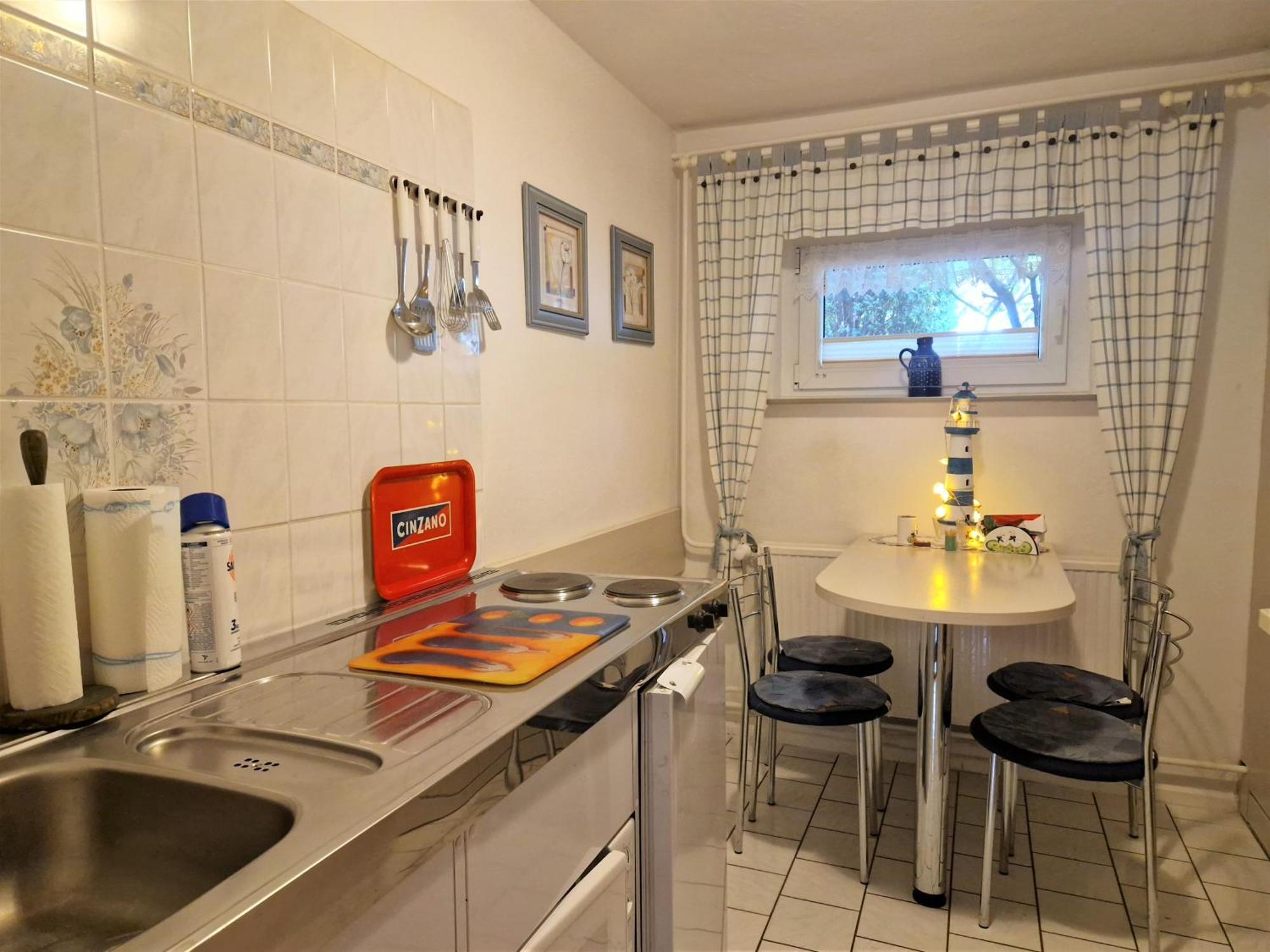 Apartamento Ahlbeck, Ferienobjekt Apfel-Blume-Veilchen Heringsdorf  Habitación foto